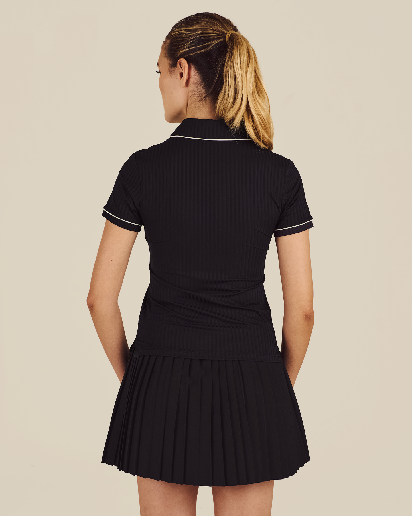ANNA POLO
