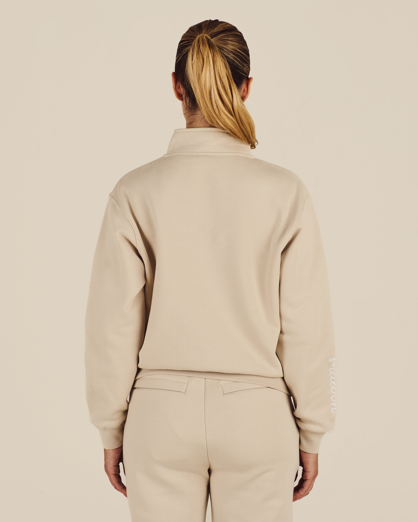 DELILAH SWEATSHIRT