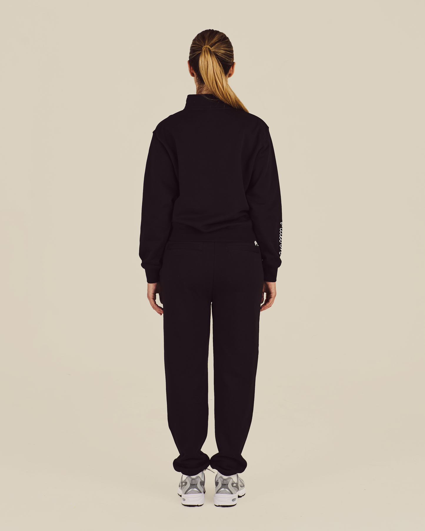 DELILAH SWEATPANT