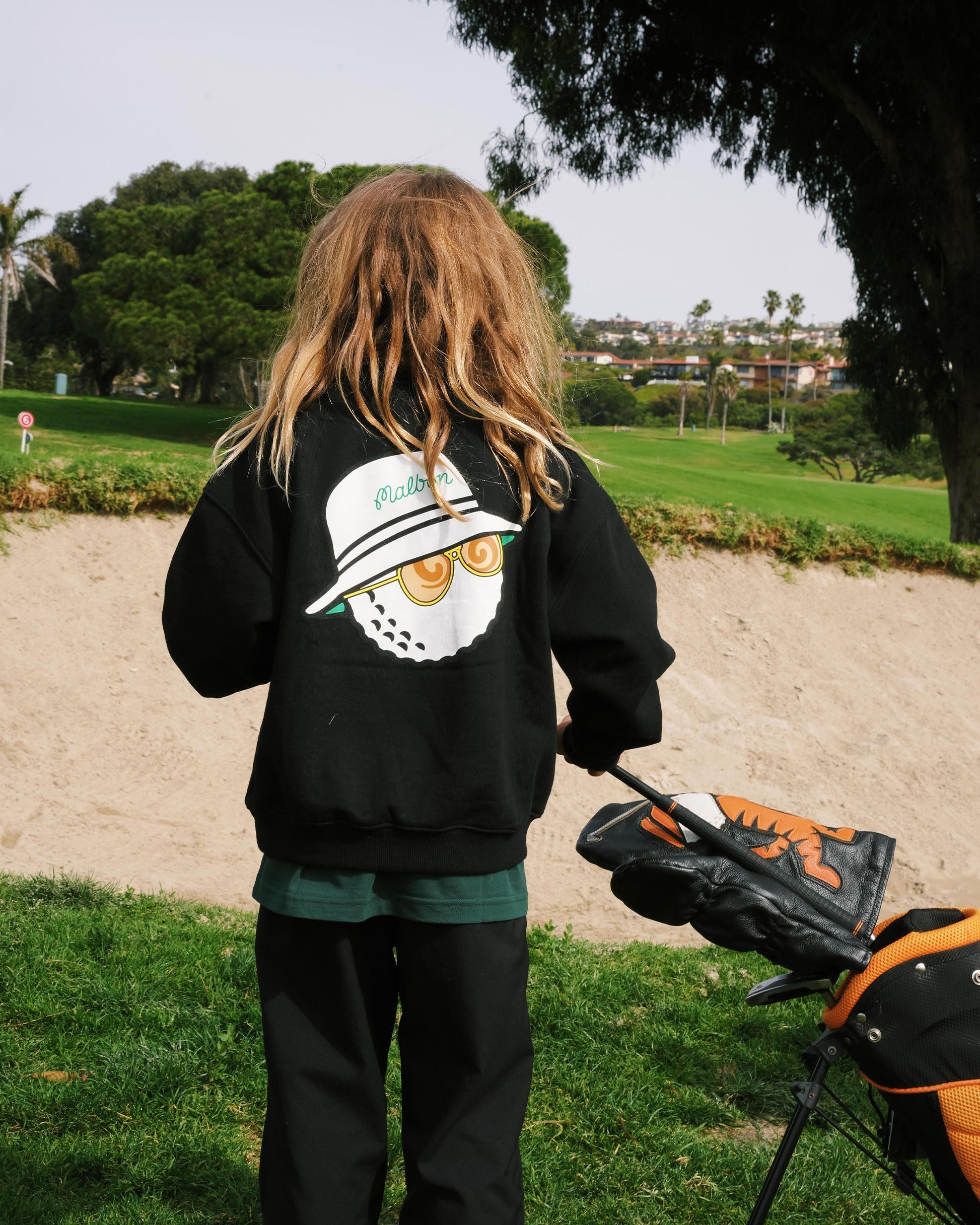 YOUTH HUNTER BUCKETS CREWNECK