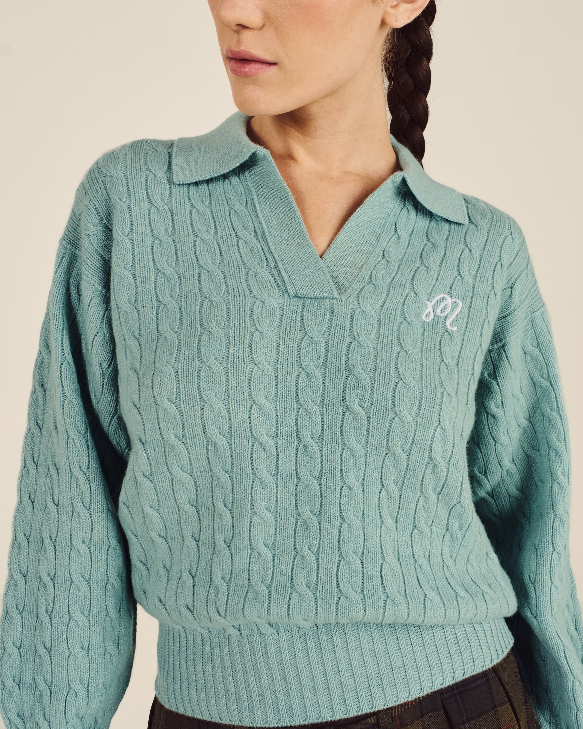 JOHNSTONS CROPPED CABLEKNIT SWEATER