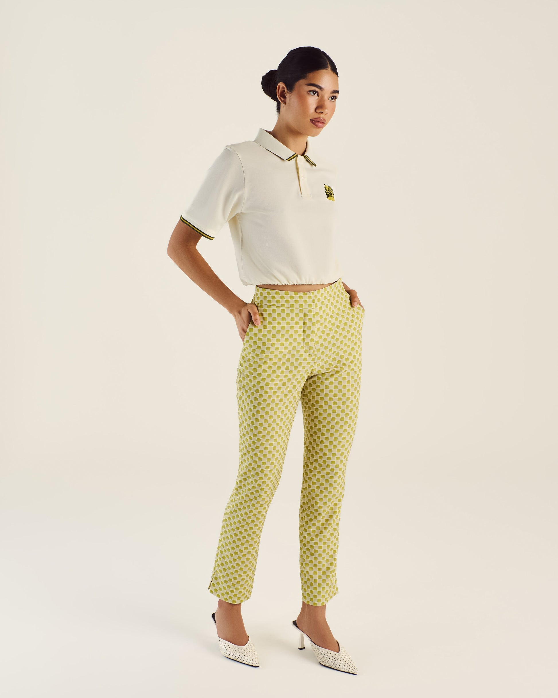 NORA PANT