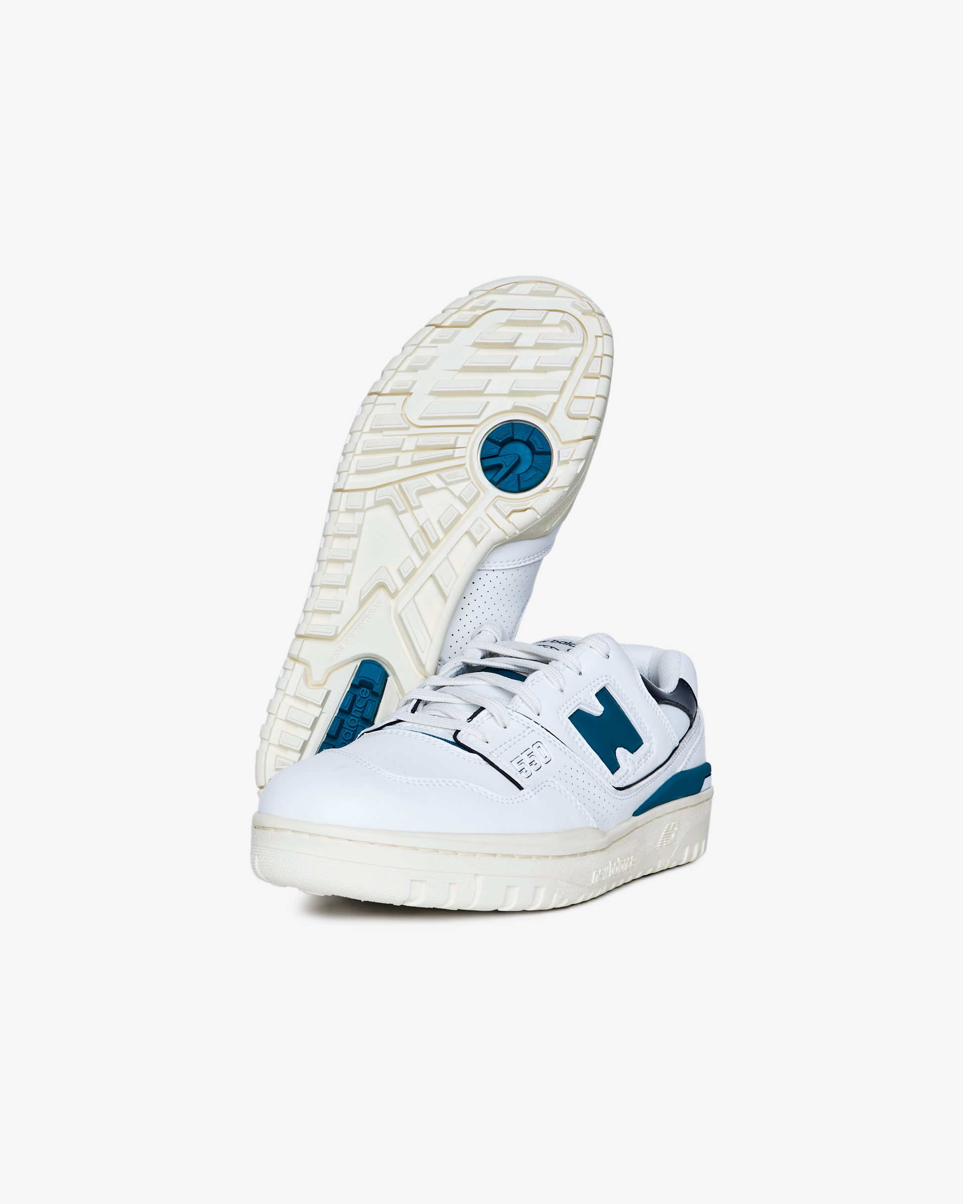 NEW BALANCE 550 GOLF SHOE