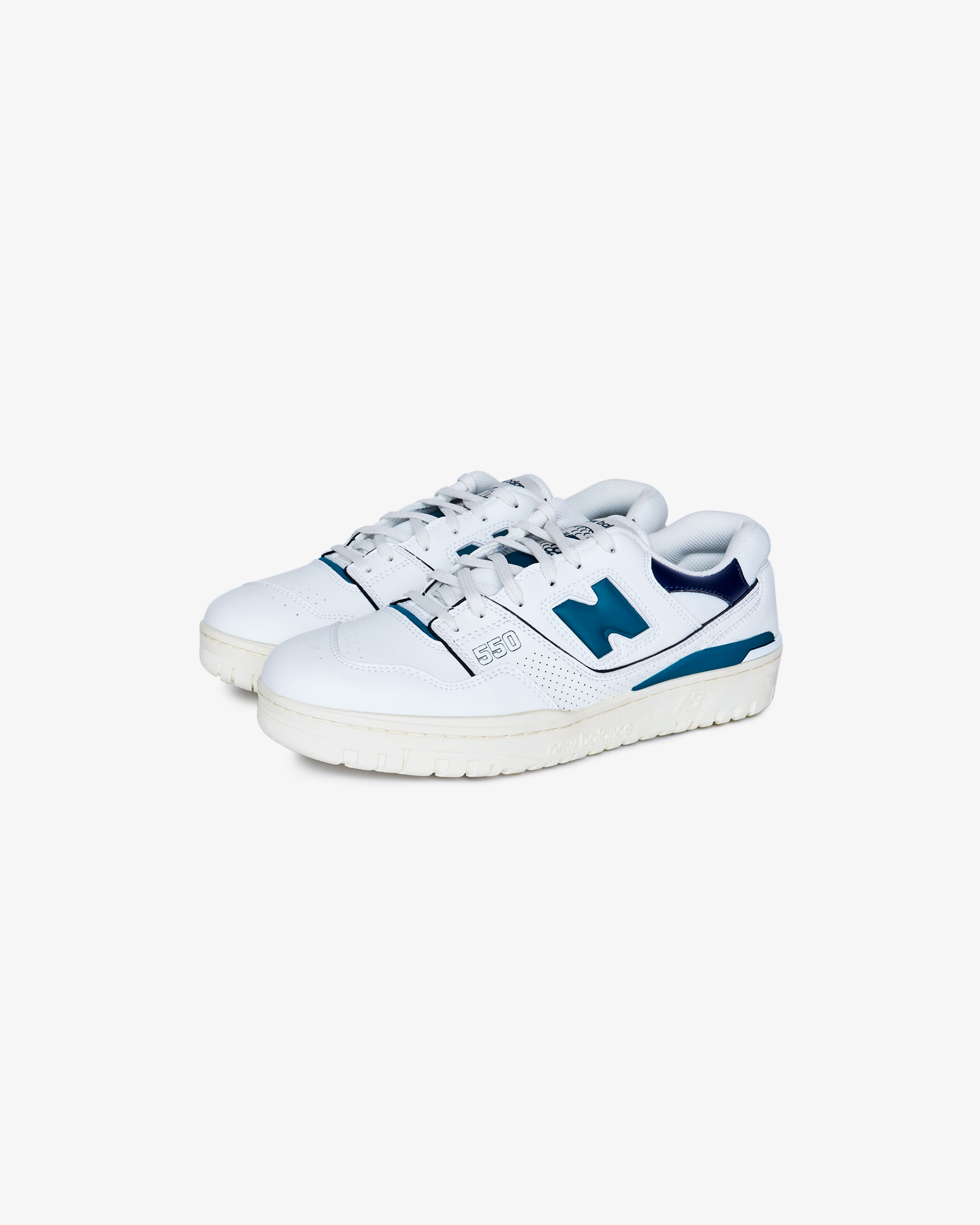 NEW BALANCE 550 GOLF SHOE