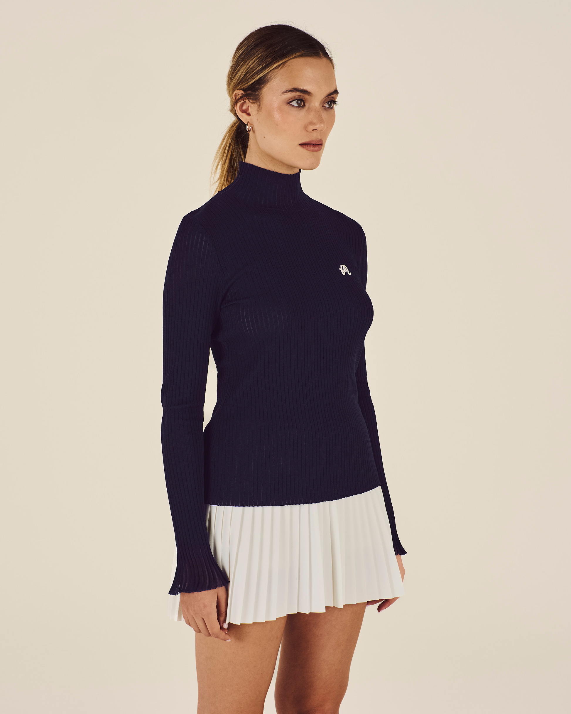 MONIKA TURTLENECK
