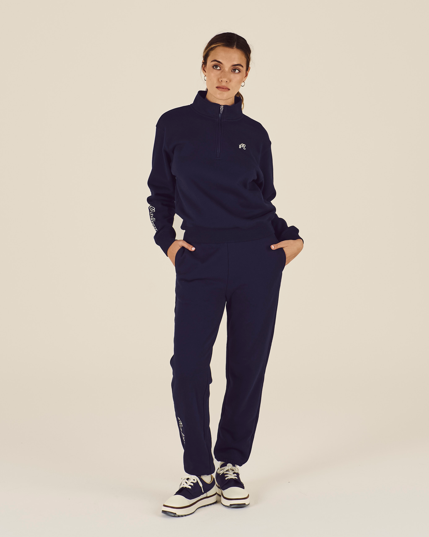 DELILAH SWEATSHIRT