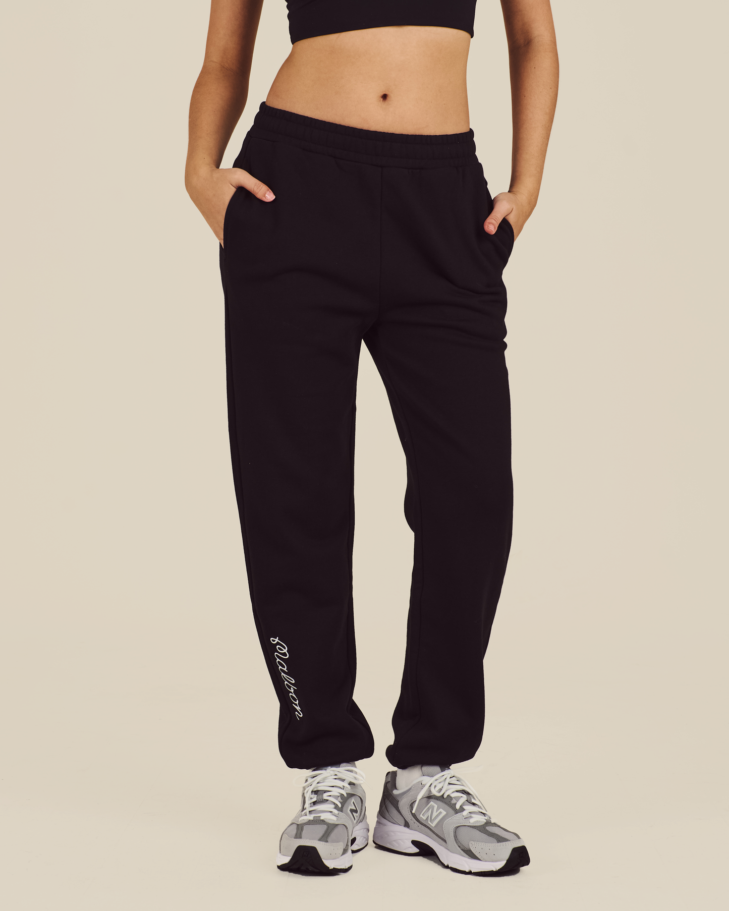 DELILAH SWEATPANT