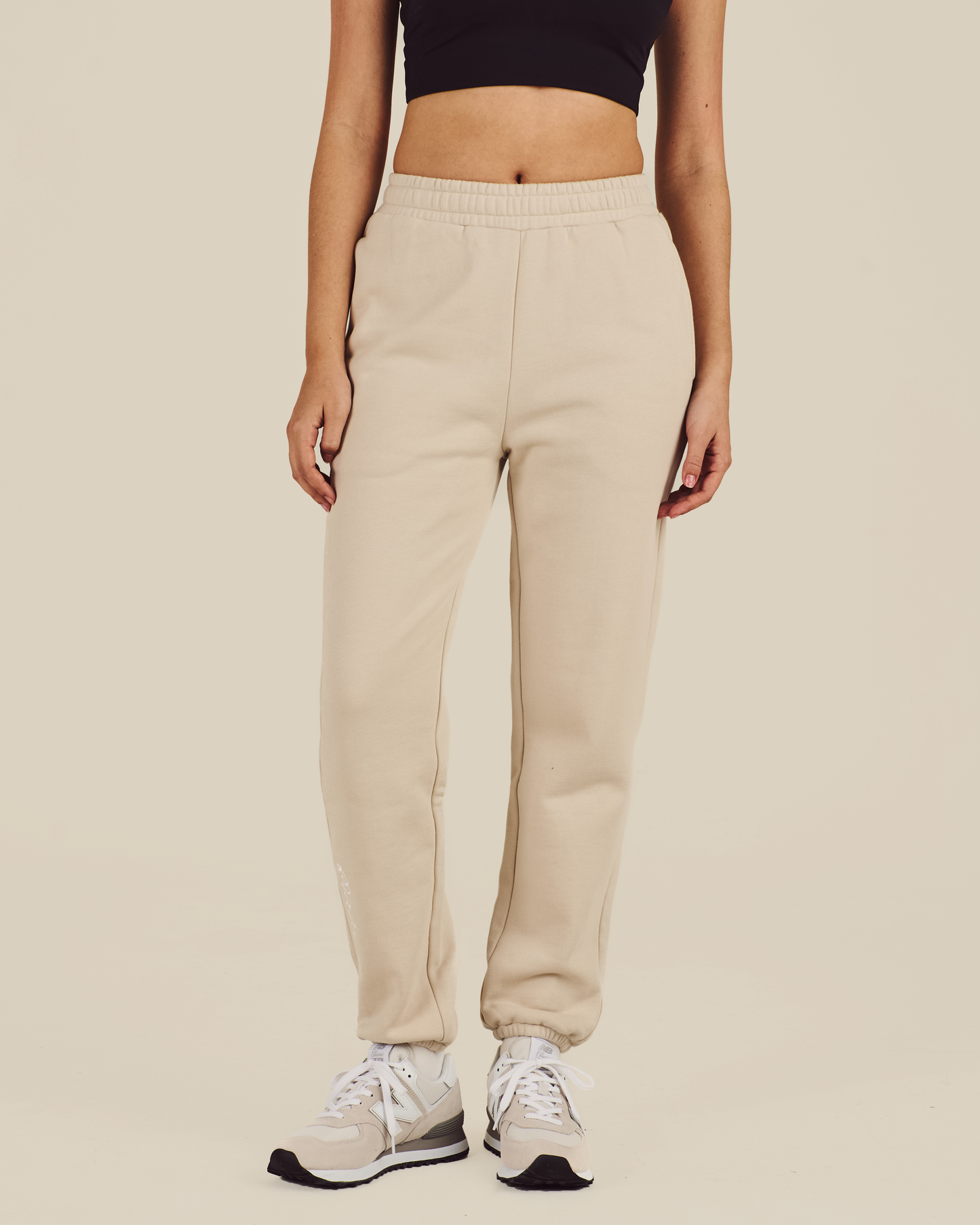 DELILAH SWEATPANT