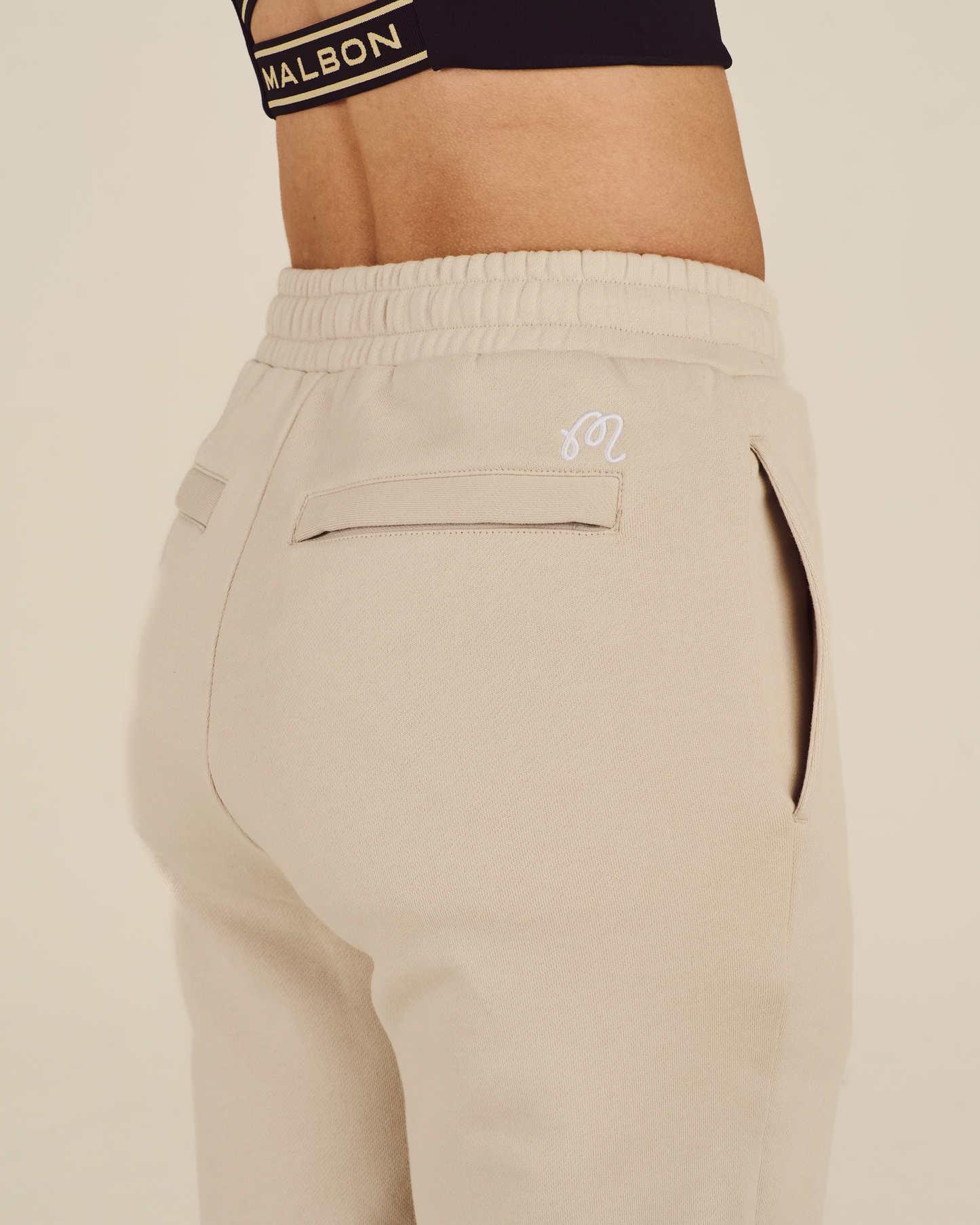DELILAH SWEATPANT