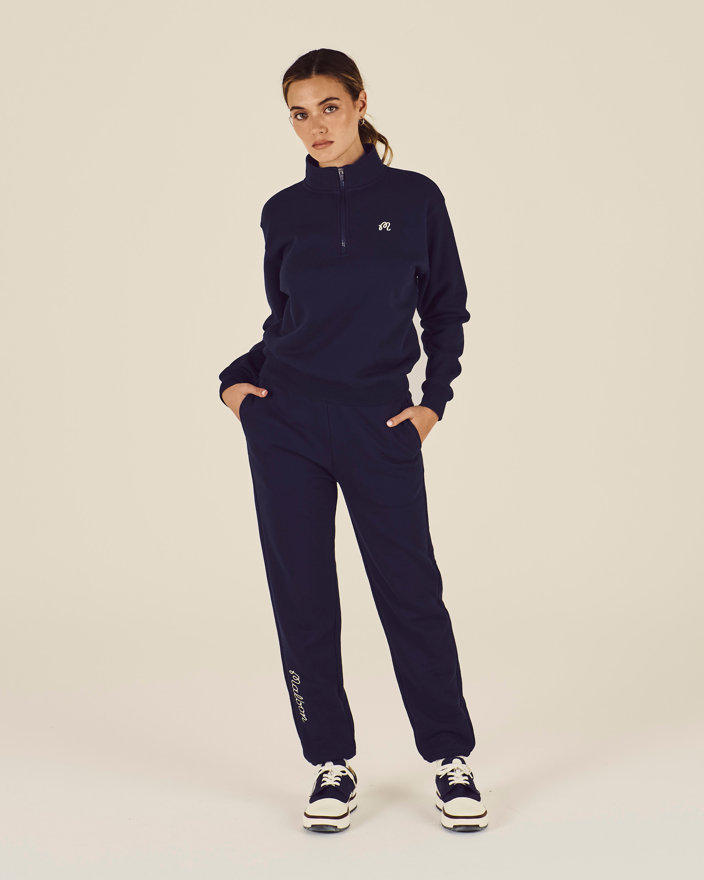 DELILAH SWEATPANT