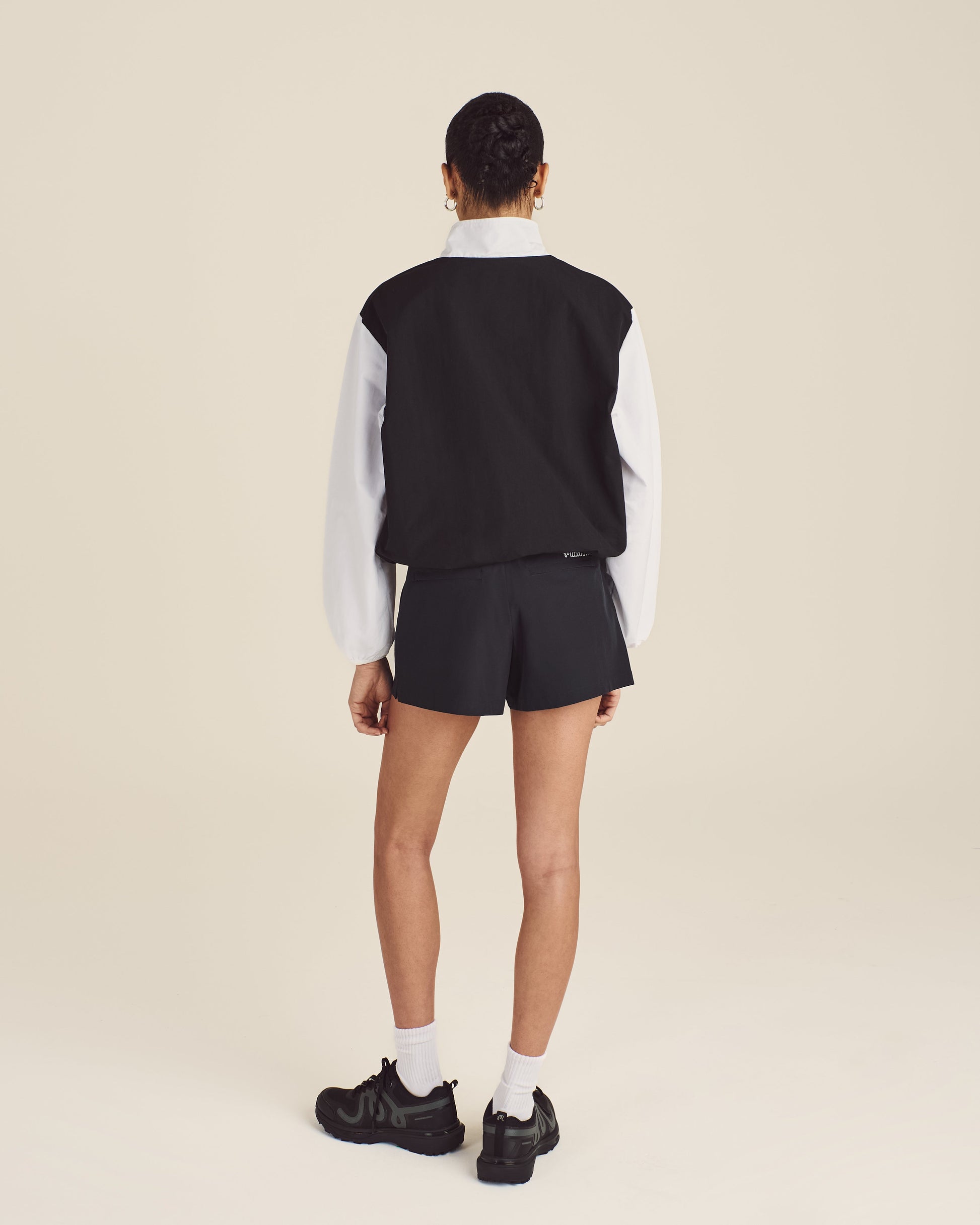 DARIA WINDBREAKER