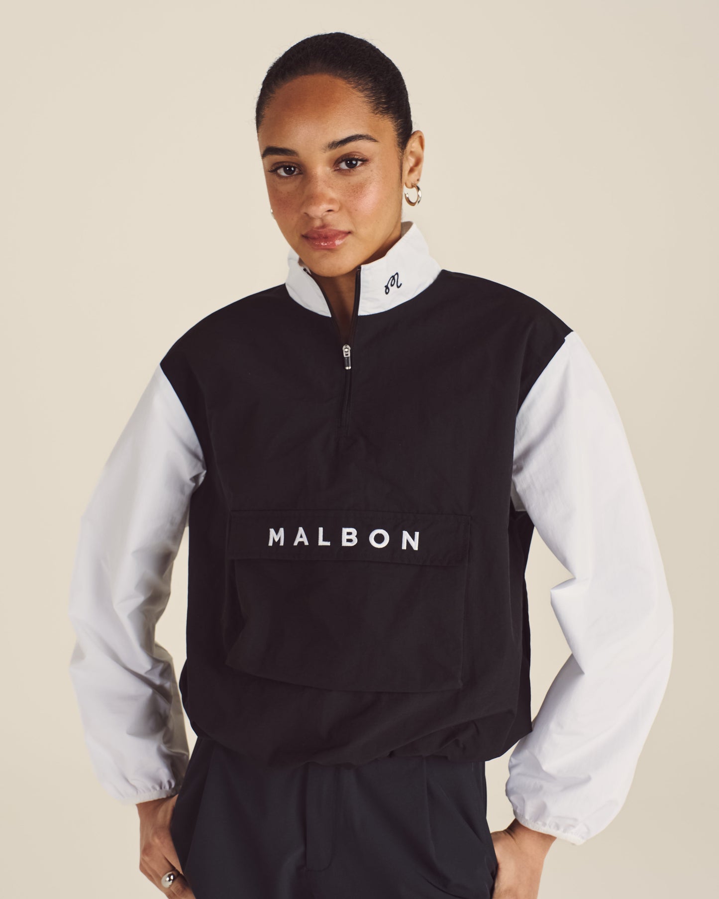 DARIA WINDBREAKER