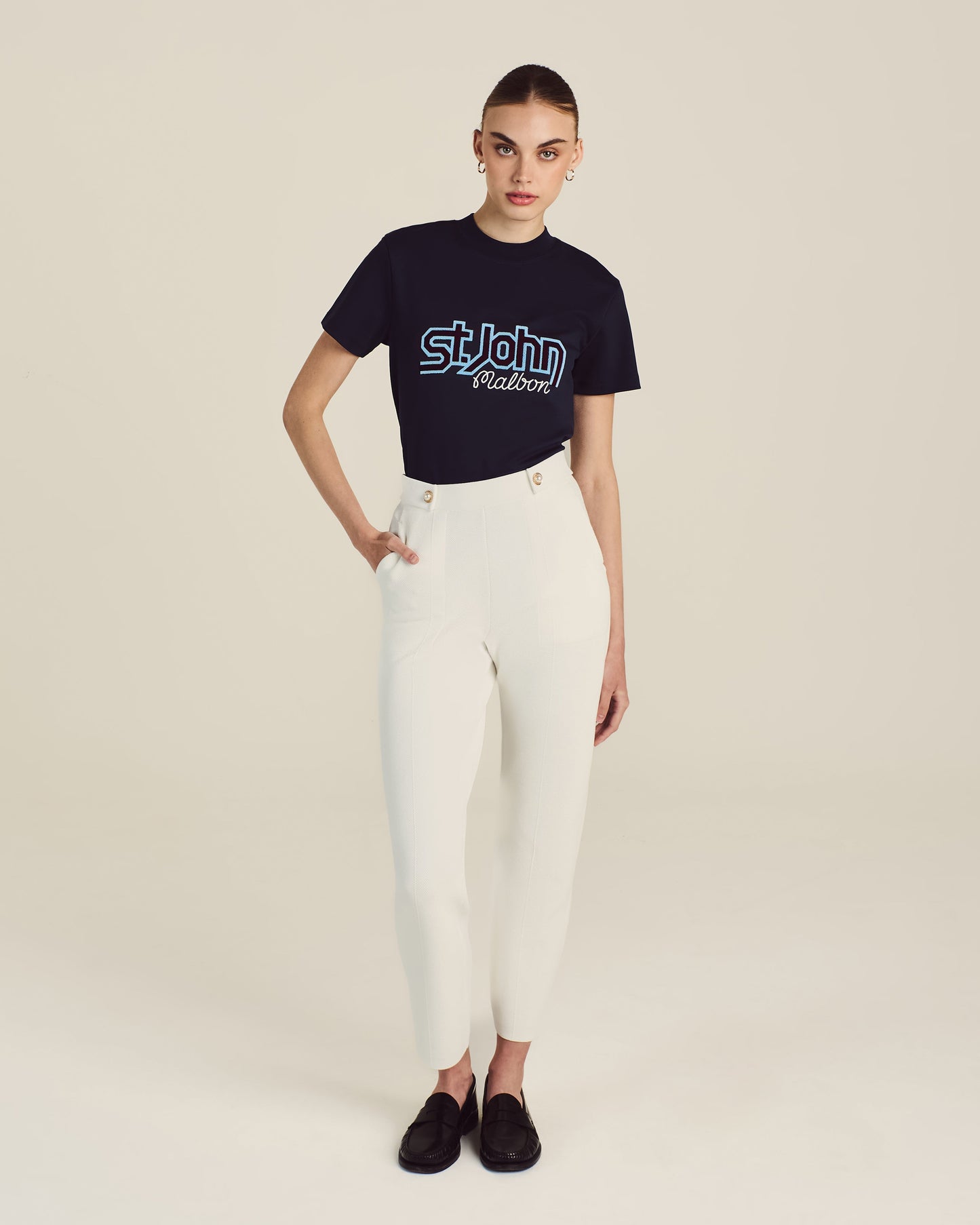ST. JOHN VINTAGE LOGO TEE