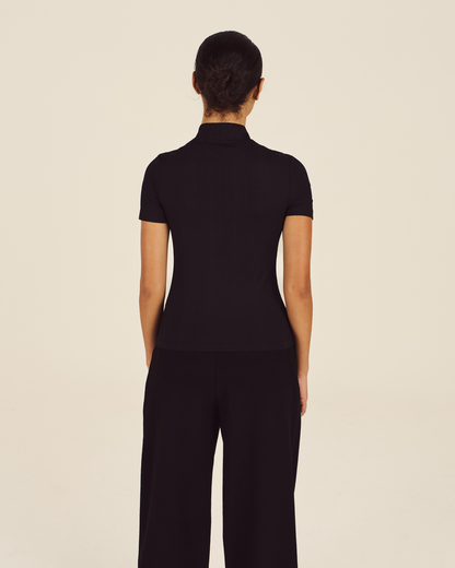 ISABELLA MOCKNECK