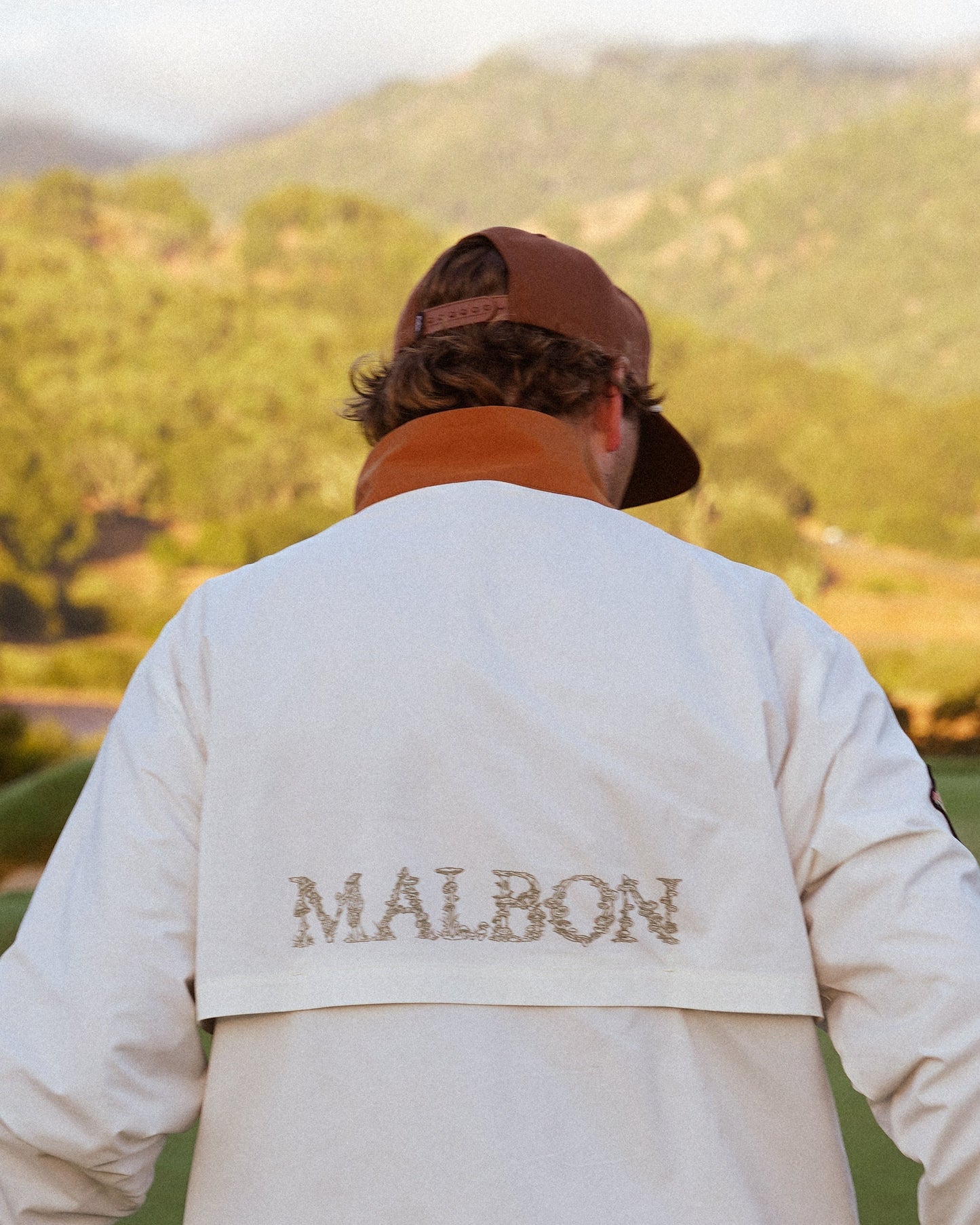 FORAGING WINDSHIRT